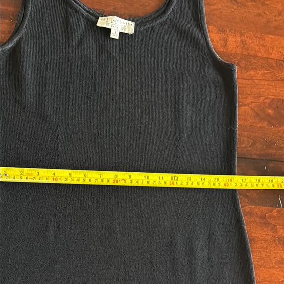 St John knit, excellent condition, great capsule wardrobe piece. - Picture 3 of 9